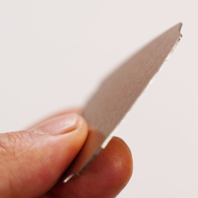 Racloir japonais Onigiri Bessho Jirō – Multi-courbes – Finition bois