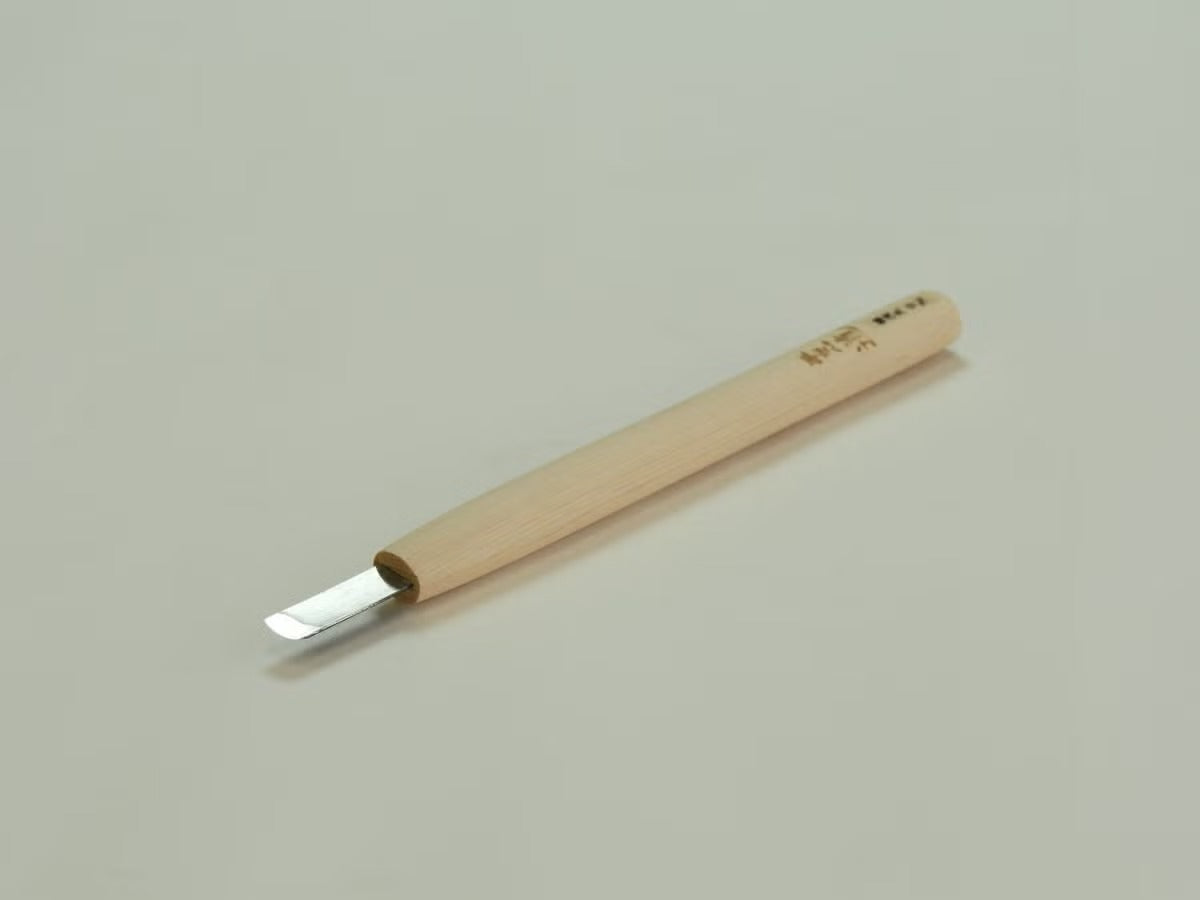 Ciseau à sculpter japonais très peu arrondi (Gouge extra plate) – Acier Aogami #2 – Manche Hinoki (1.5 à 18mm)