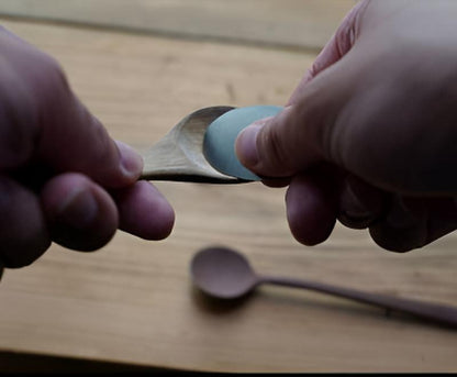 Racloir japonais ovale Bessho Jirō – 30 × 50 mm – Finition du bois