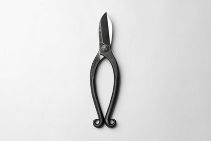 Ciseaux japonais noirs pour fleurs – Aogami n°2 – 165 mm ou 180 mm – Forgés main