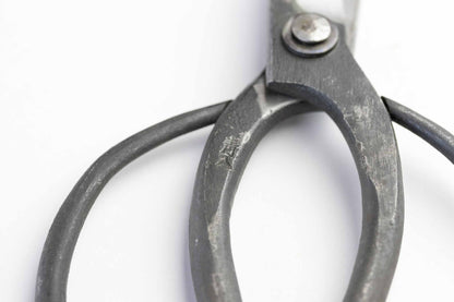 Ciseaux japonais Koryu pour Ikebana – Acier Aogami n°2 – Outil traditionnel art floral