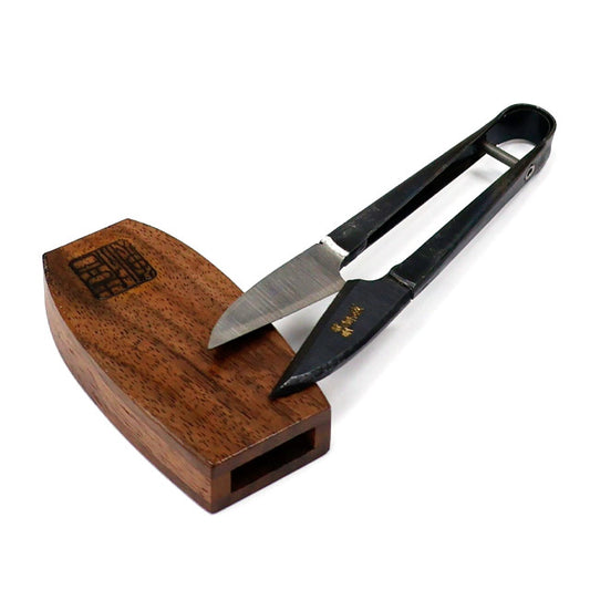 Ciseaux japonais coupe-fil Misuzu 105 mm avec étui Saya en noyer noir – Kibuna