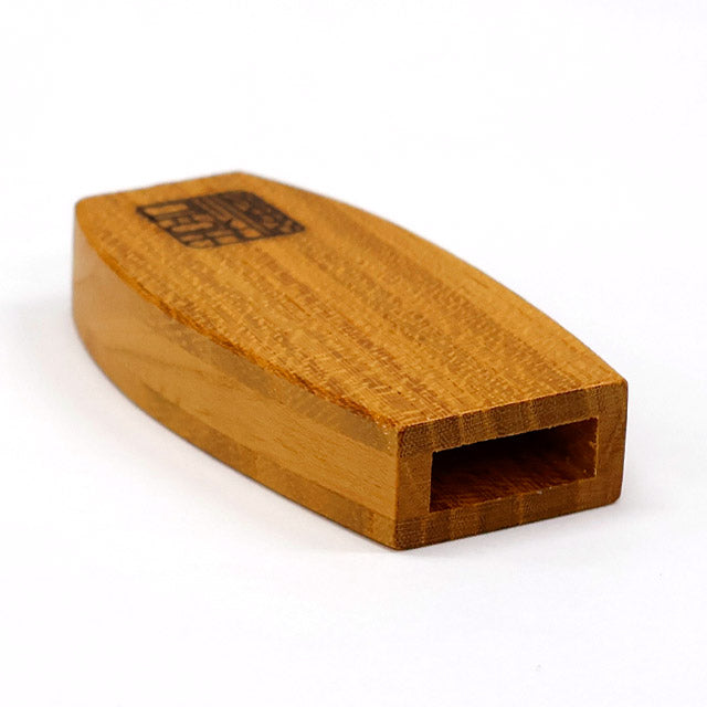 Ciseaux japonais coupe-fil Misuzu 105 mm avec étui Saya en bois de Keyaki (zelkova japonais) – Kibuna