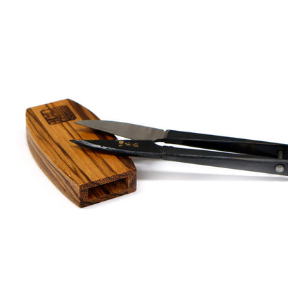 Ciseaux Misuzu 105 mm avec étui japonais pour ciseaux coupe-fil (Saya) en zebrawood – Kibuna