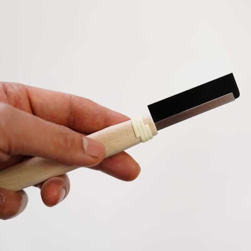 Scie japonaise ultra-fine Hishika – Épaisseur 0,1 mm – Coupe de haute précision