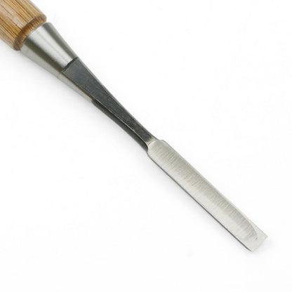 Ciseau japonais professionnel 9mm – Acier Shirogami 2 – Manche en chêne rouge – Fabriqué au Japon