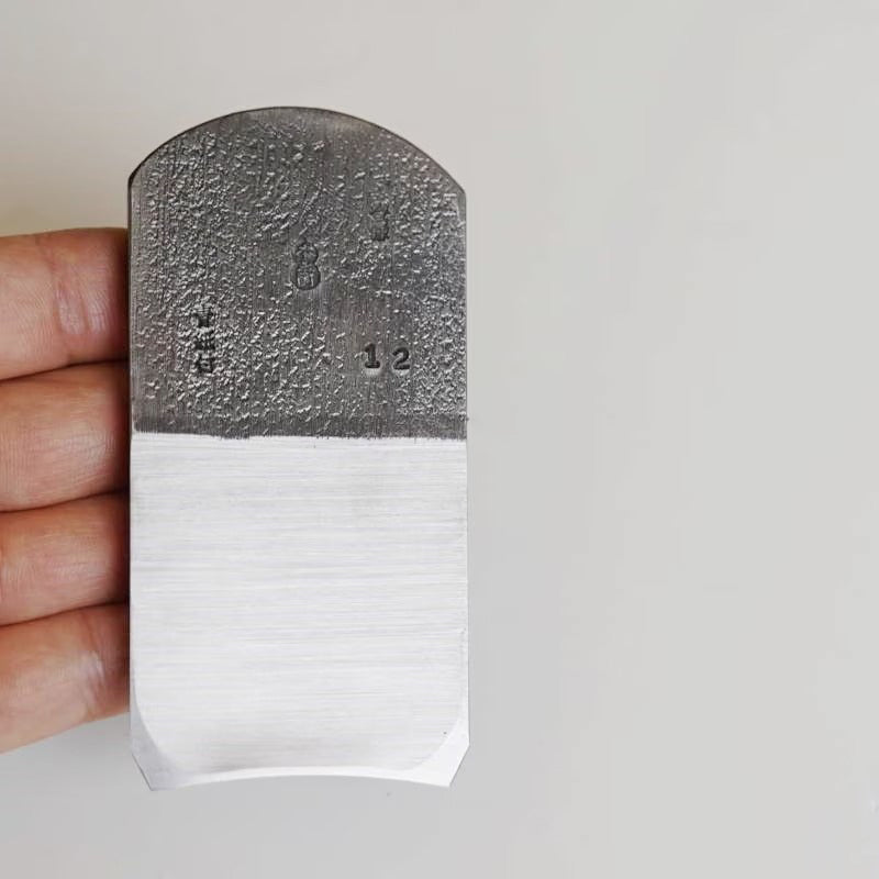 Rabot japonais intérieur courbe Hon-Nagakuni – 54 mm – Acier Blue Steel #1