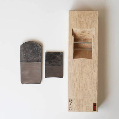 Rabot japonais intérieur courbe Hon-Nagakuni – 54 mm – Acier Blue Steel #1