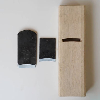 Rabot japonais intérieur courbe Hon-Nagakuni – 54 mm – Acier Blue Steel #1