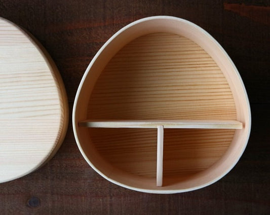 Japanese Magewappa Bento Box Onigiri Shape – Natural Cedar Wood 650 ml