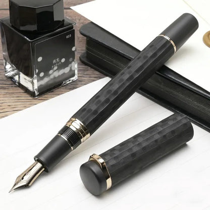 Stylo-plume Sailor en ébonite gravée – Plume or 21 carats