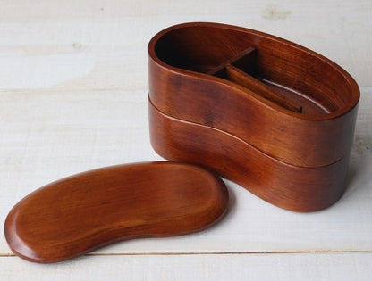 Boîte Bento Japonaise en Bois à Deux Étages Forme Haricot – Finition Brun Laqué