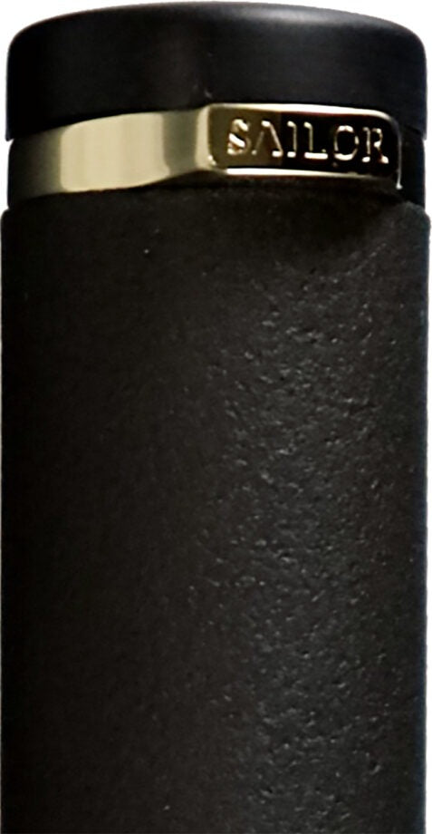 Stylo-plume Sailor en ébonite gravée – Plume or 21 carats