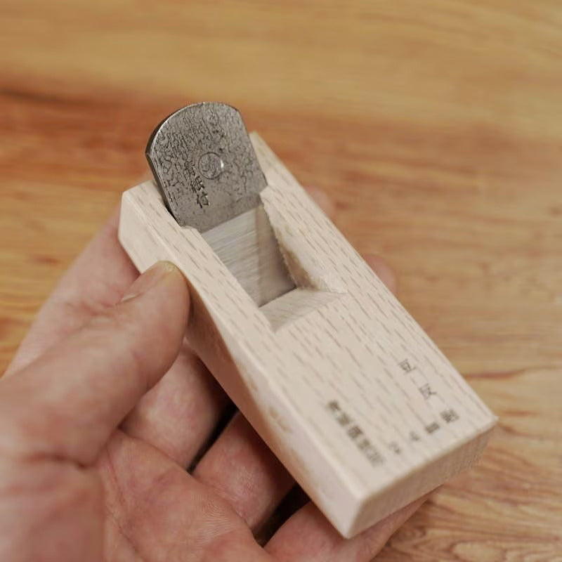 Mini rabot japonais courbe – 15 à 30 mm