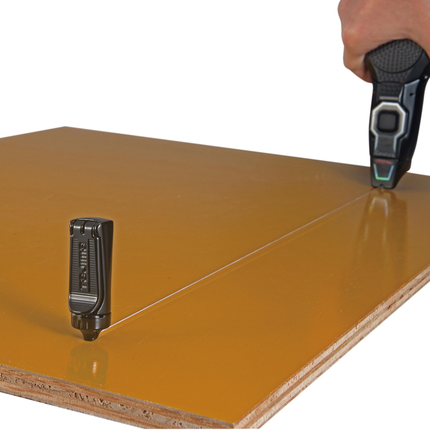 Tajima Quick Karuko – Attaches rétractables de sécurité pour cordeau traceur (x2)