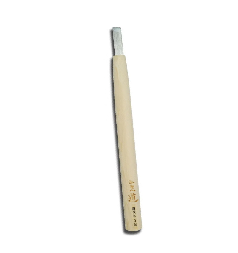 Ciseau à sculpter japonais très peu arrondi (Gouge extra plate) – Acier Aogami #2 – Manche Hinoki (1.5 à 18mm)