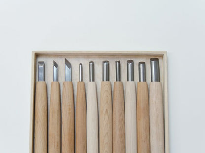 Professional 10-piece HSS Japanese carving tool set – Premium wooden case