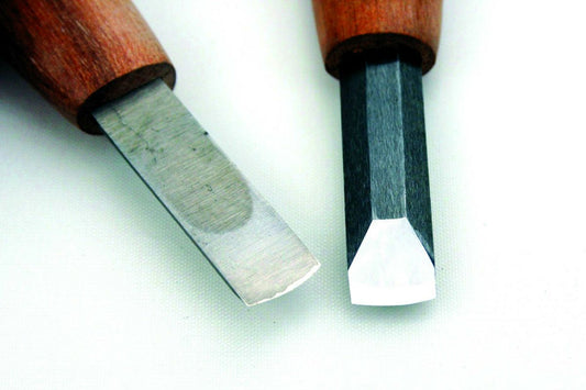 Gouge japonaise plate arrondie HSS – Finition douce et texture – Sculpture sur bois