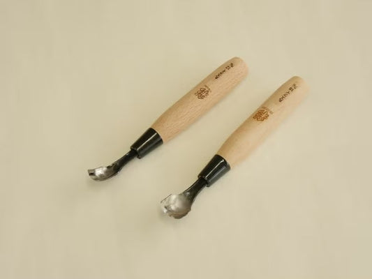 Japanese spoon gouge (round scoop) – Aogami #2 steel – 12 mm / 18 mm – Wood carving