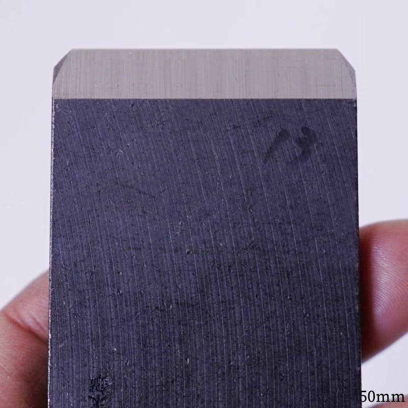 Small Japanese Jozaburo “Sakazuki” plane – Red oak body – 36 / 42 / 50 mm