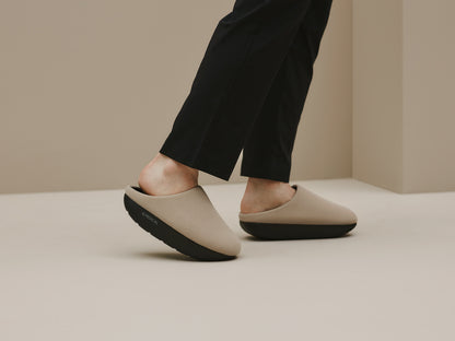 KAMOLEG 2.0 – Indoor fitness shoes for walking and body strengthening