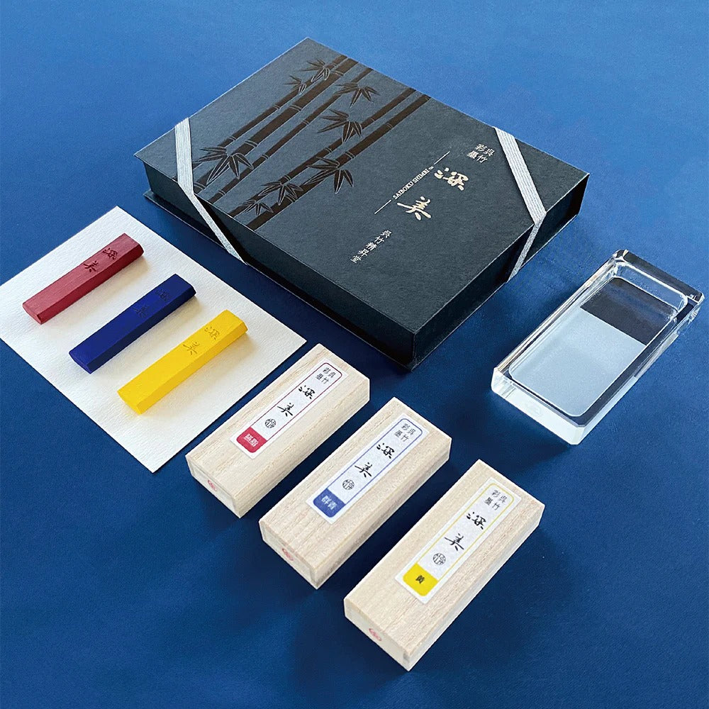 Set Encre Solide Japonaise Kuretake Saiboku Shimbi 3 Couleurs + Pierre à Encre en Verre – Coffret Artistique