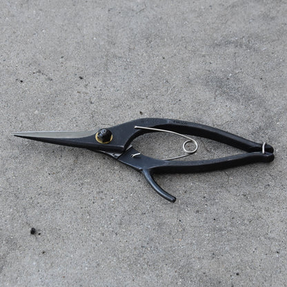 Ciseaux japonais de précision KUROCO – 75 mm – Acier Aogami – Avec arrêt de sécurité (droitier)