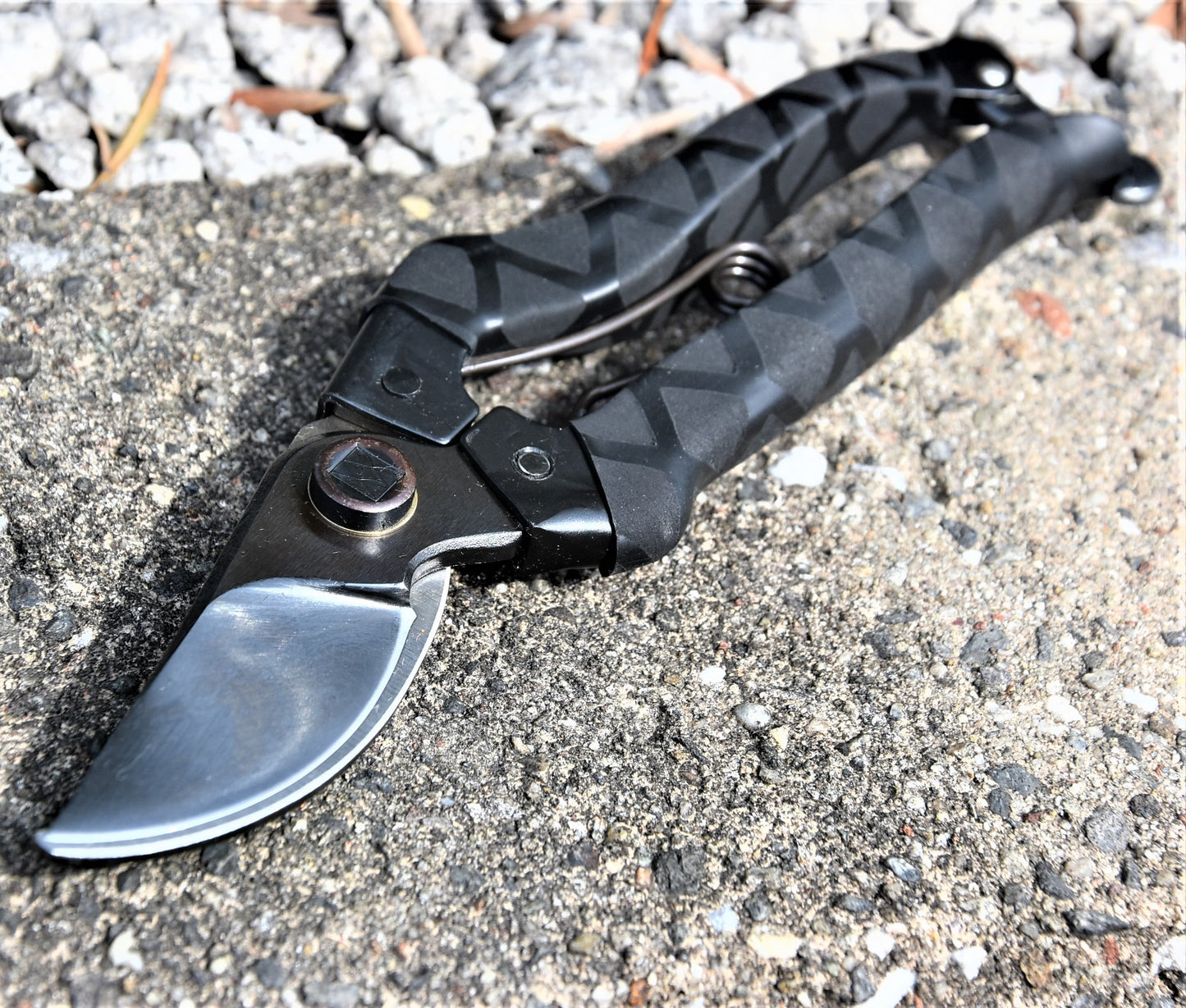 Sécateur japonais Masamune – Acier Aogami Blue Steel – 200 mm – Droitier / Gaucher