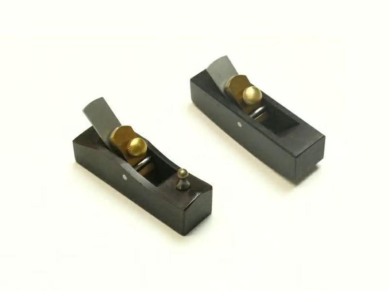 Minicepillo japonés (Kanna) – HSS – Plano / Curvo – 14 mm – Acabado madera y artesanía