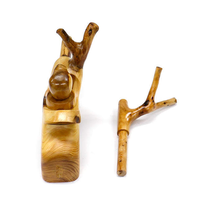 Porte-canne japonais artisanal en genévrier – forme arqué – Mankyu – pièce unique