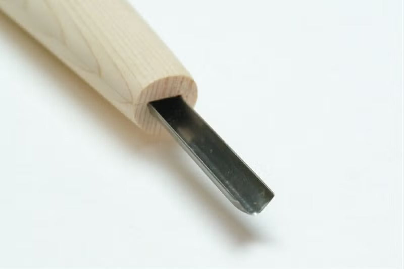 Ciseau japonais V arrondi – Acier HSS – 3 mm / 4.5 mm – Sculpture fine