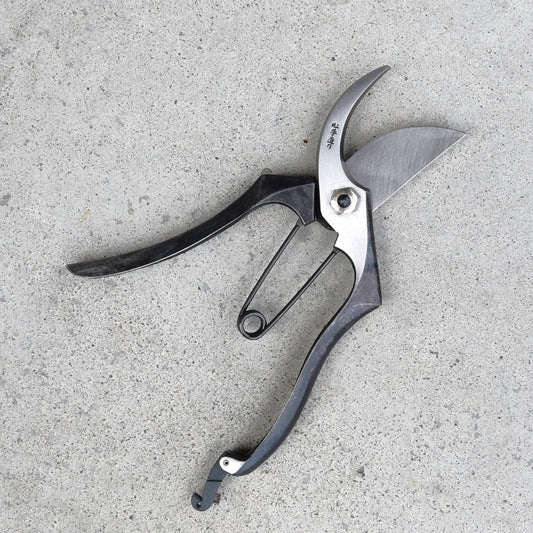 Sécateur japonais Ono Yoshii A-Type amélioré 200 mm – Acier spécial, poignée antidérapante