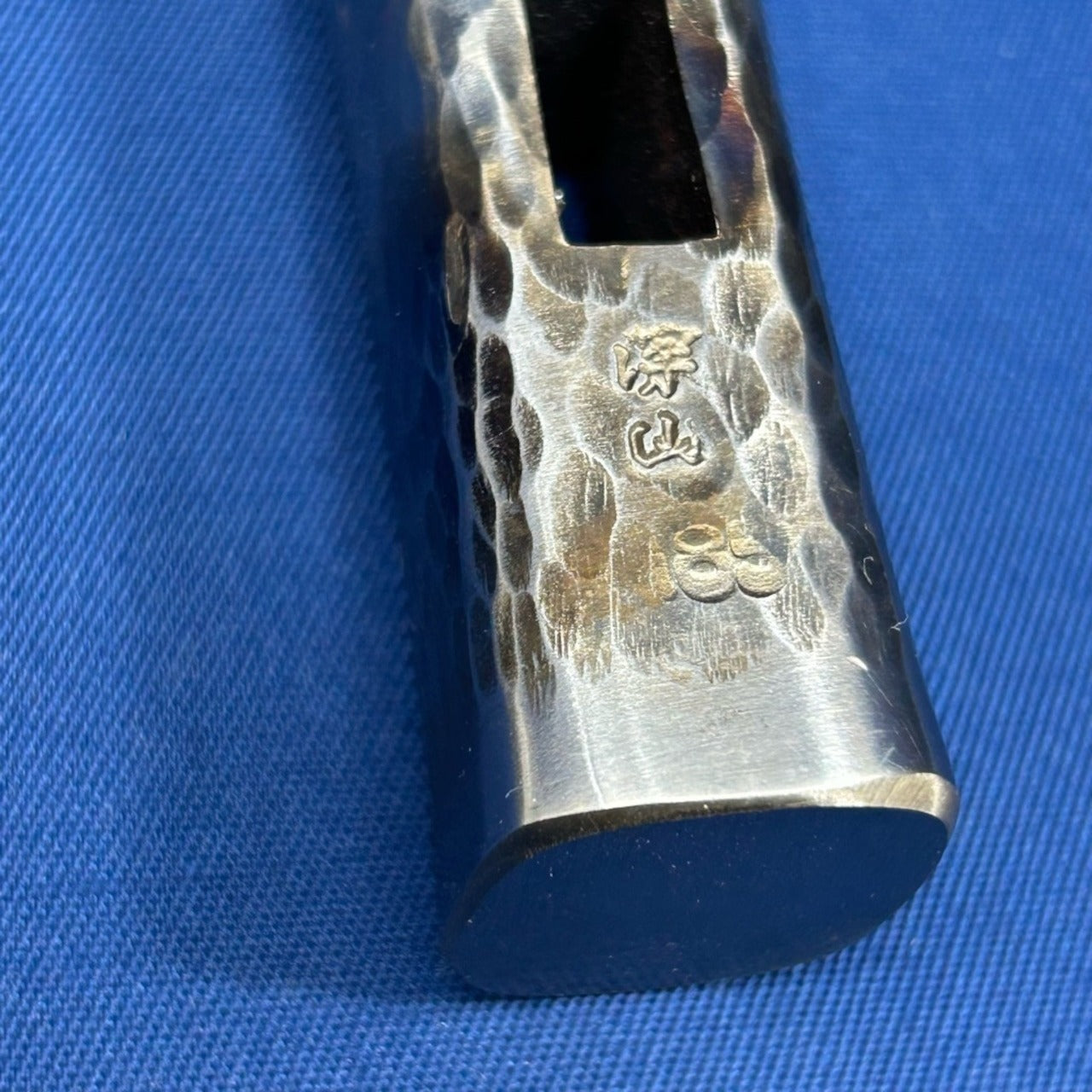 Marteau japonais carré Shinzan – 177 g – Finition martelée Tsuichime