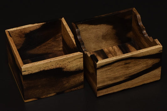 Boîte à pièces de shogi en kaki noir (Kurogaki) – Finition supérieure