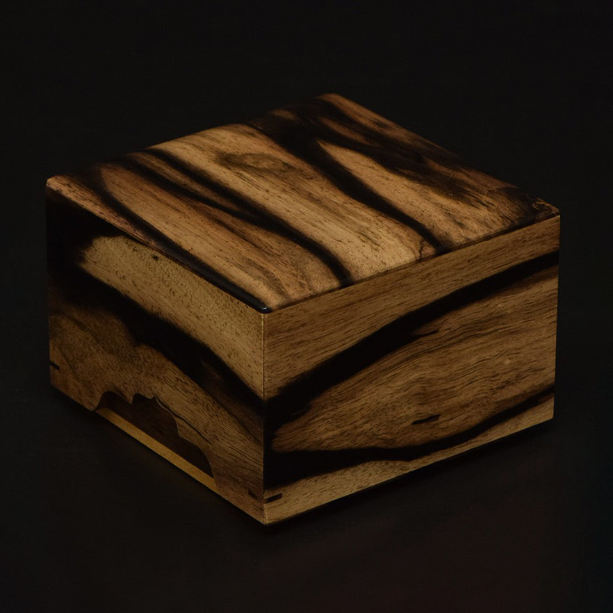 Boîte à pièces de shogi en kaki noir (Kurogaki) – Finition supérieure