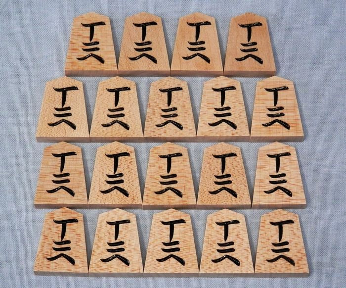 Pièces de Shogi en érable – Gravure double face – Style simplifié – Artisan Yamauchi