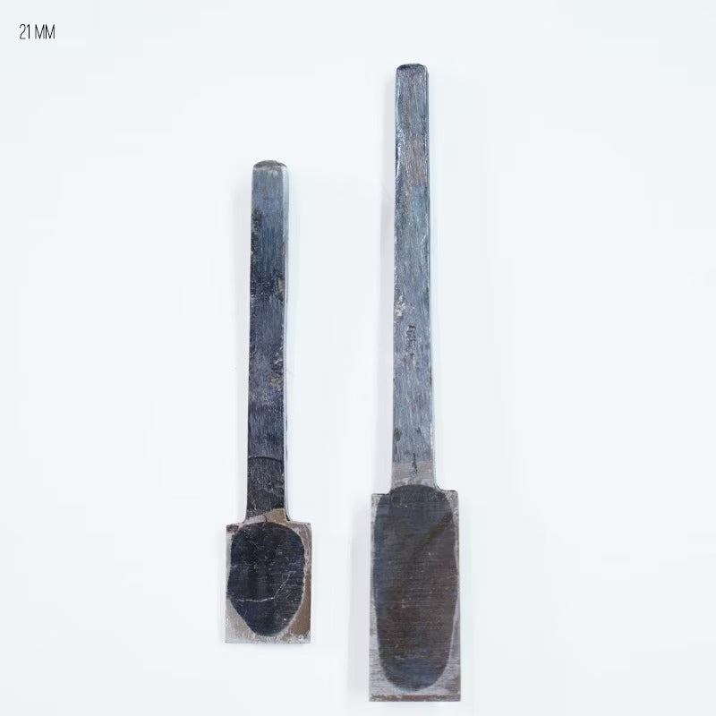 Suketsuna Tsukuriganna 2 lames – Rabot Japonais de Préparation – 18 / 21 / 30 mm