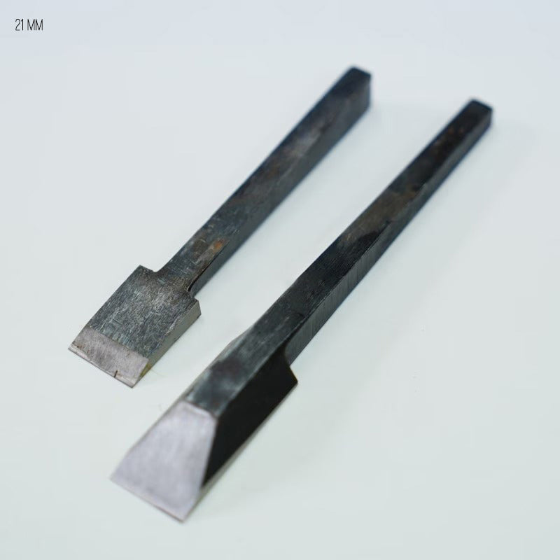 Suketsuna Tsukuriganna 2 lames – Rabot Japonais de Préparation – 18 / 21 / 30 mm