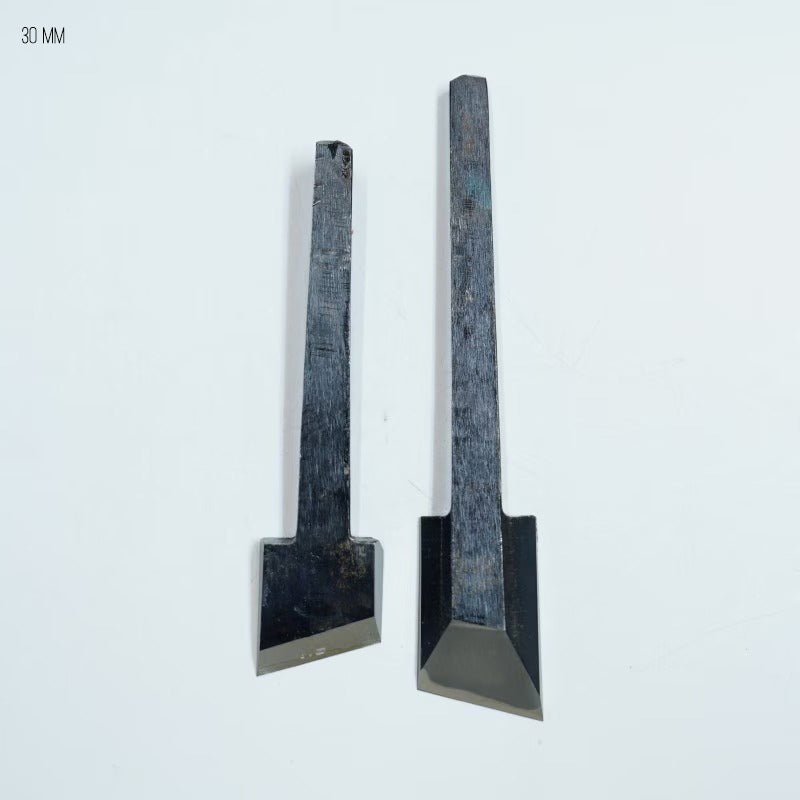 Suketsuna Tsukuriganna 2 lames – Rabot Japonais de Préparation – 18 / 21 / 30 mm