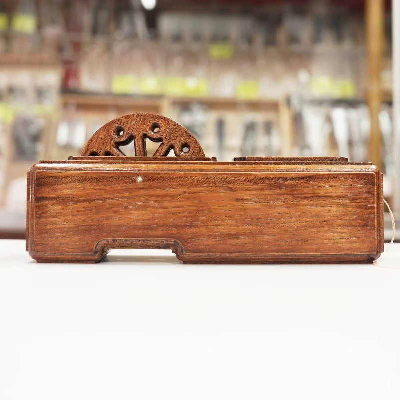 Cordeau traceur japonais traditionnel Sumitsubo “Kicchō” – Modèle trou – Bois de keyaki artisanal