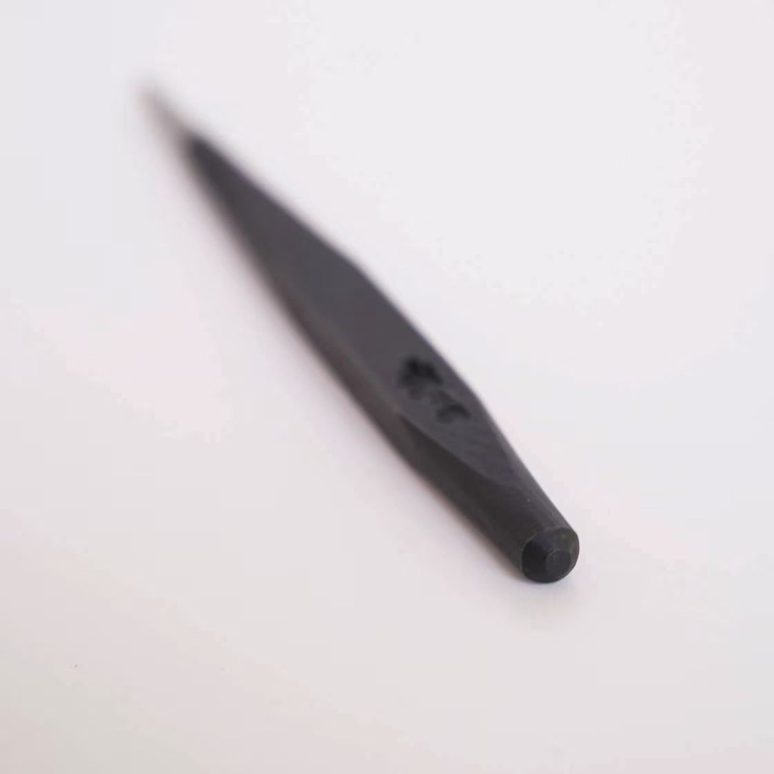 Chasse-clou japonais Tazai – Type Kugizume – Précision menuiserie