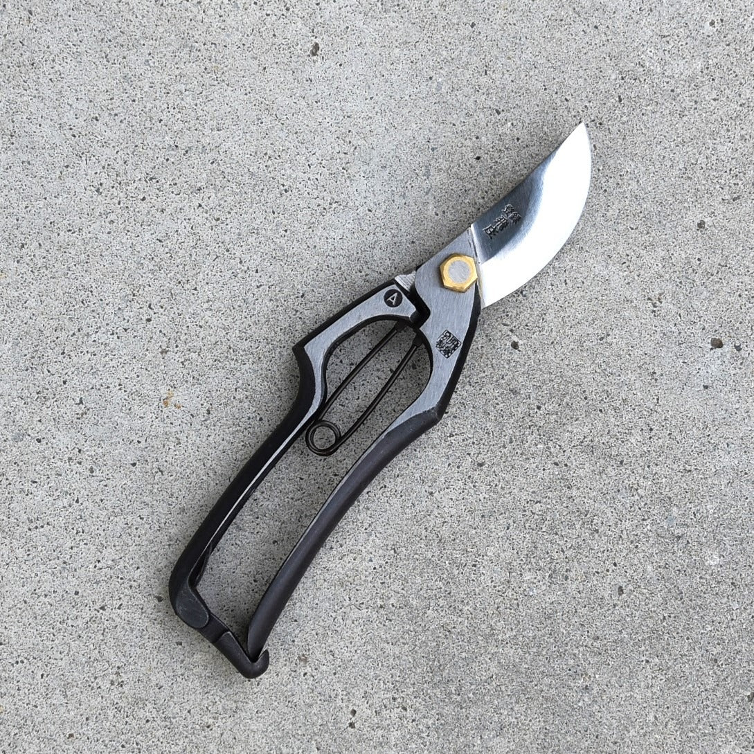 Sécateur japonais Tobisho A 200 mm – Acier Yasuki brasé – Léger & précis