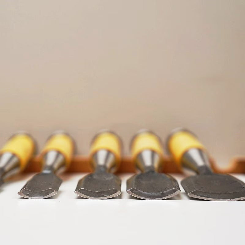 Coffret 10 Ciseaux à Bois Japonais Hyakuzo Uramaru – Oire Nomi Traditionnels en Acier Japonais