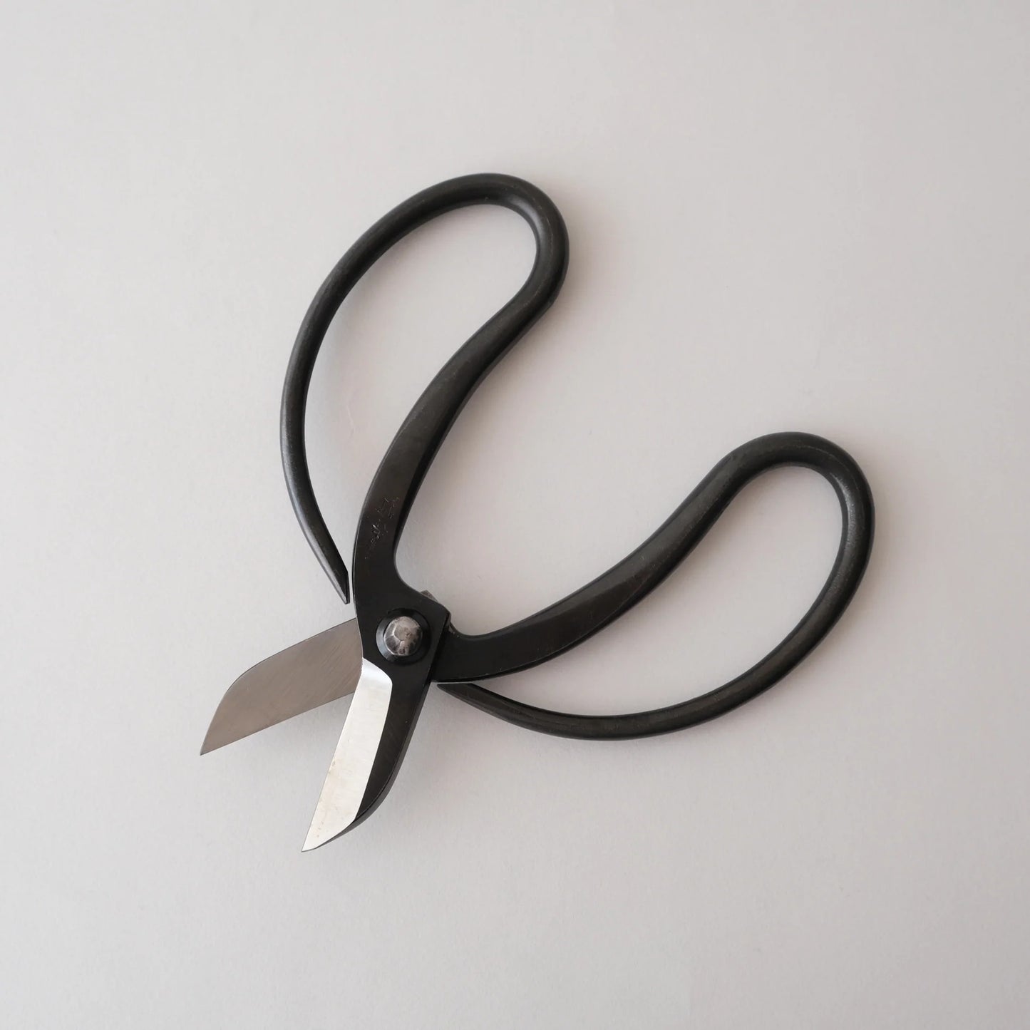 Ciseaux japonais de fleur Yoshizane – Acier forgé artisanal – Made in Japan
